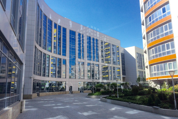Бизнес-центр "Poklonka Place" (Поклонка Плэйс)